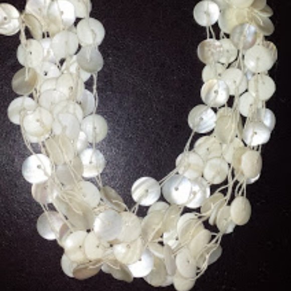 Vintage Mother of Pearl Multi strand Necklace Natural MOP - Picture 2 of 5